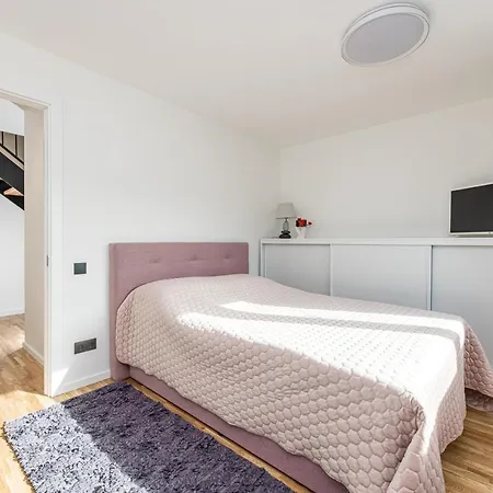 Giruliu Kotedzas Holiday home Klaipeda